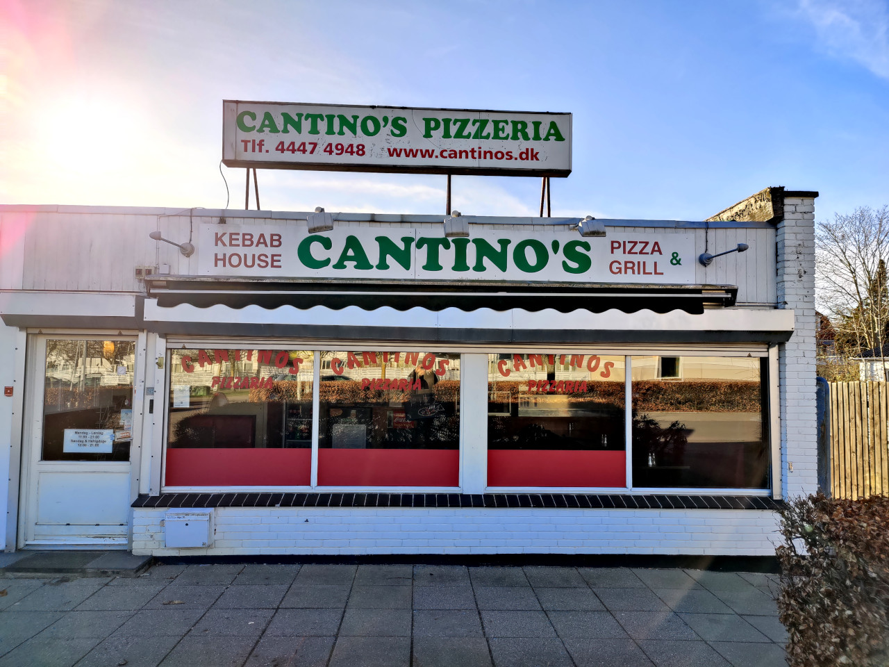 Cantinos Pizzaria Værløse
